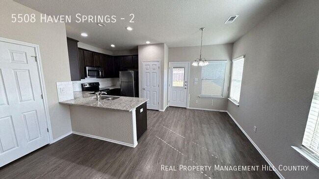 Photo - 5508 Haven Spgs Unit 2