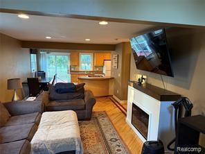 Photo - 2446 W Drahner Rd