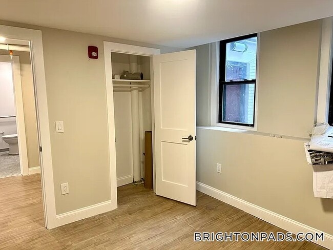 Photo - 2 Ayr Rd Unit C