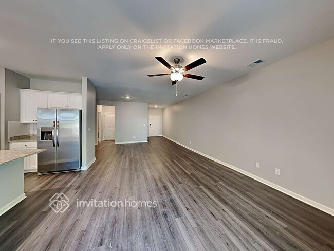 Photo - 117 Webster Cir