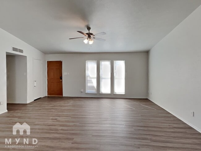 Photo - 4559 Sugar Bush Ct