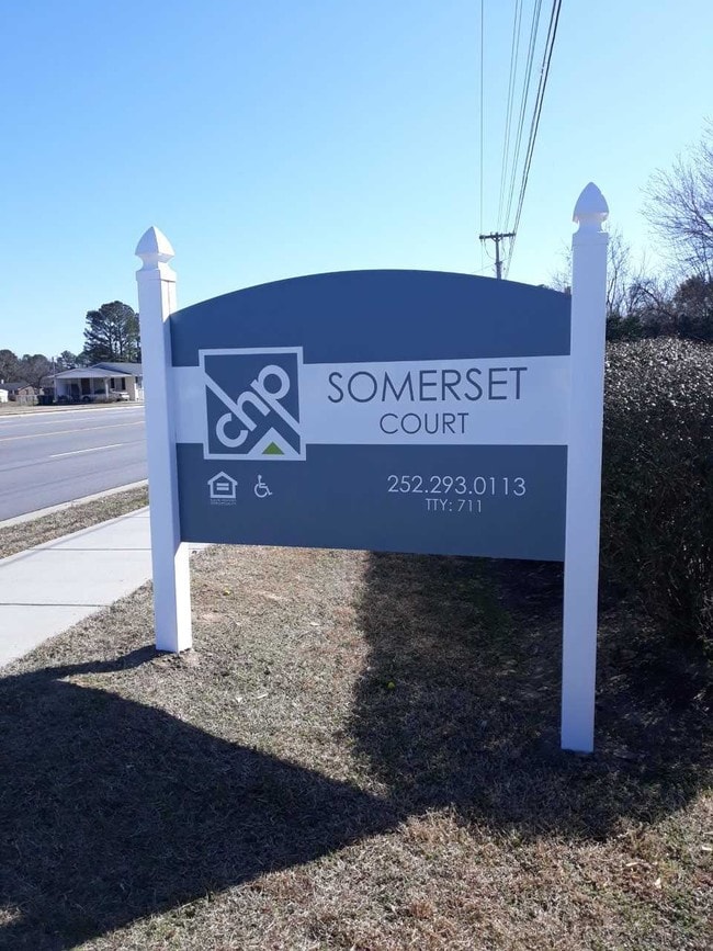 Photo - Somerset Court Apartments