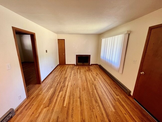 Photo - 127-129 NW 32nd Street Unidad 129