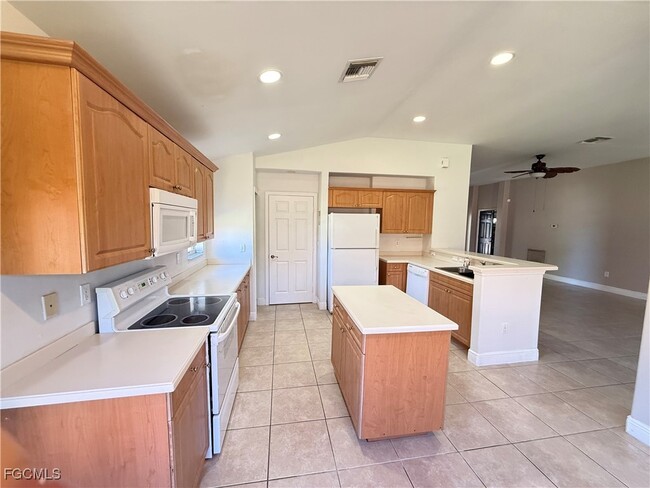 Photo - 750 Halsey Ave