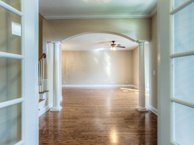 Photo - 204 Aberdeen Pond Dr