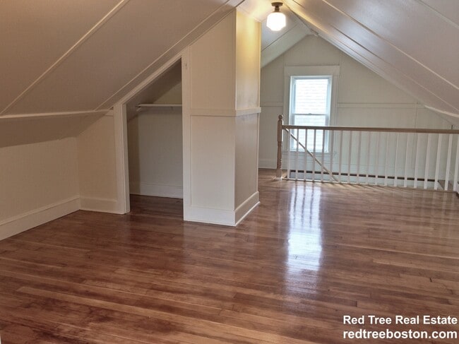 Photo - 75 Gardena St