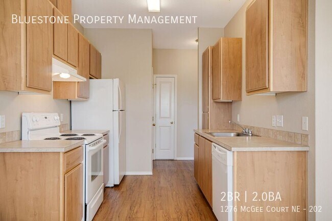 Photo - Two-Bedroom Apartment at Hawk's Point --Av... Unidad 202