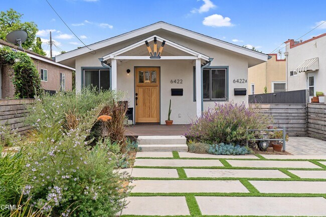 Photo - 6422 Elgin St