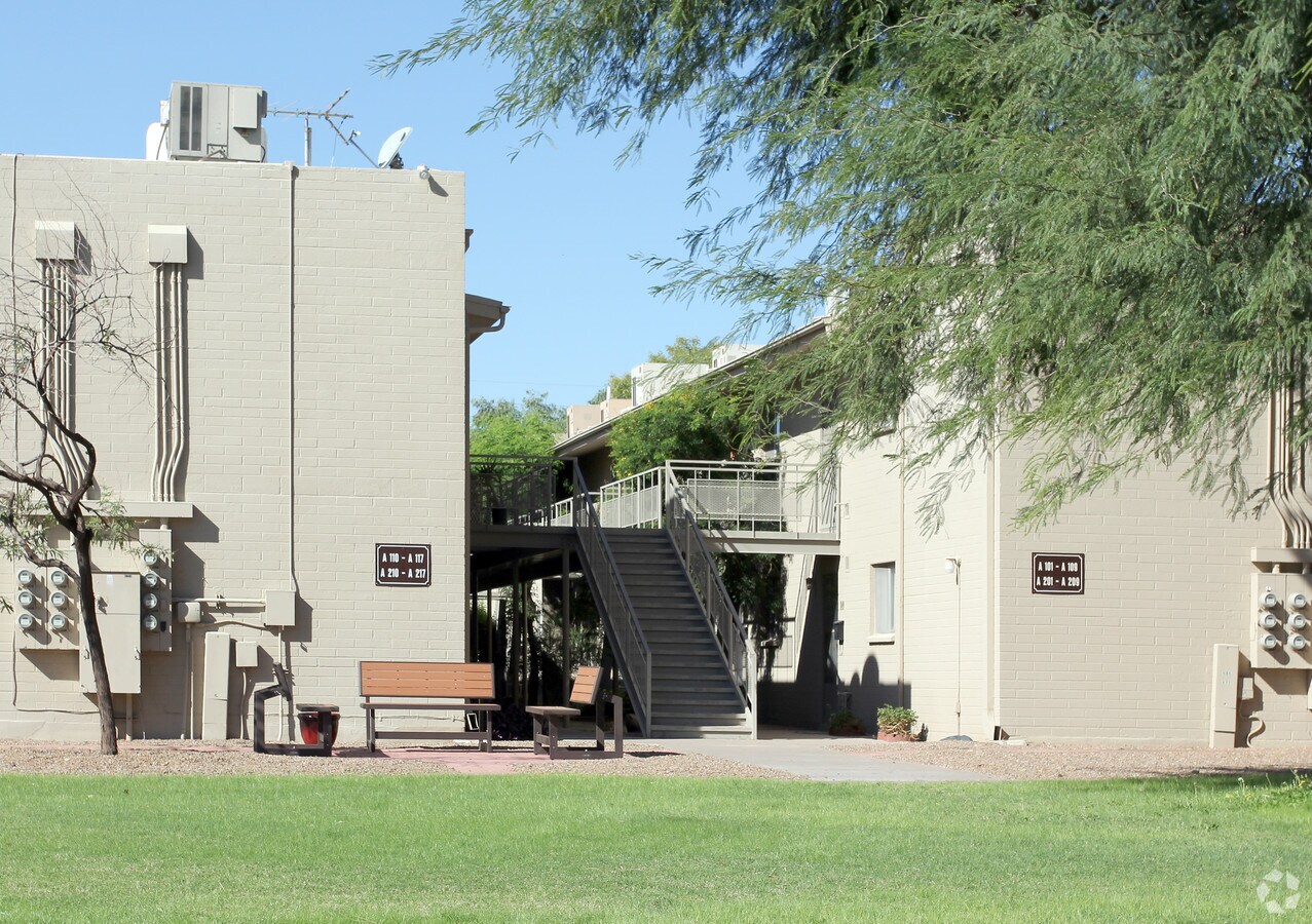 Photo - Consolidated Cooperatives of Scottsdale East