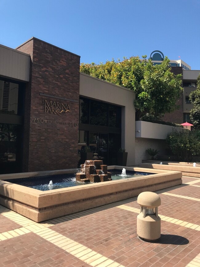 Fountains everywhere - 850 State St Unit 324