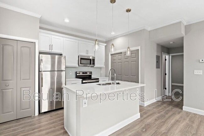 Photo - 1200 Allen Ave