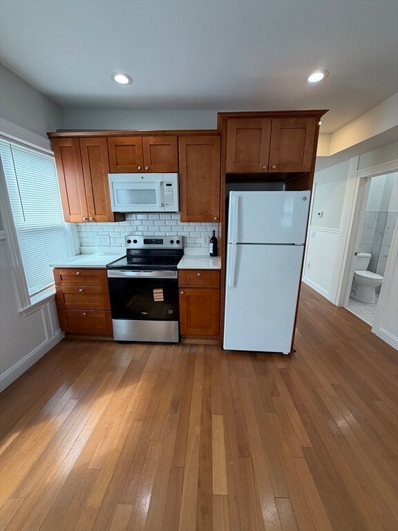 Building Photo - 832 Montello St Unit 3