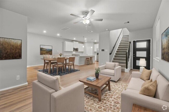 Building Photo - 16107 Hilltop Oak Dr Rental