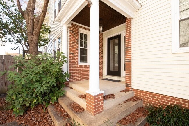 Photo - 3120 Grove Ave