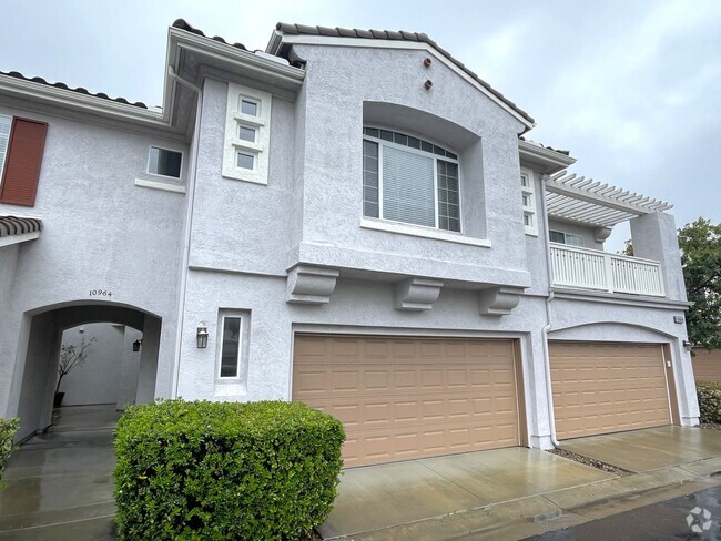 Building Photo - Remodeled Scripps Ranch Condo Unit 3