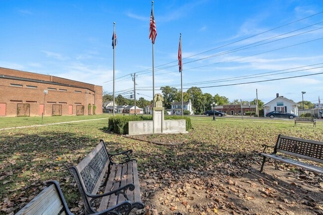 Photo - 147 Crockett Hls Ln