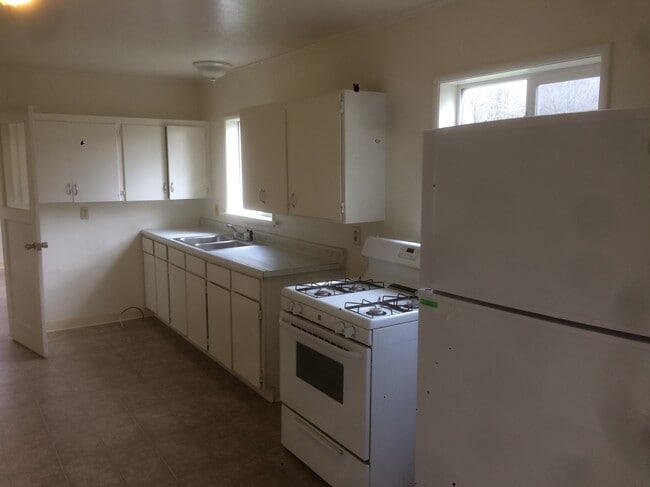 Photo - Glendale Drive