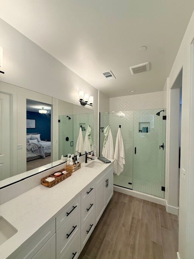 Photo - Stunning 3bed 2.5 Bath single family home in Avila Ranch Community