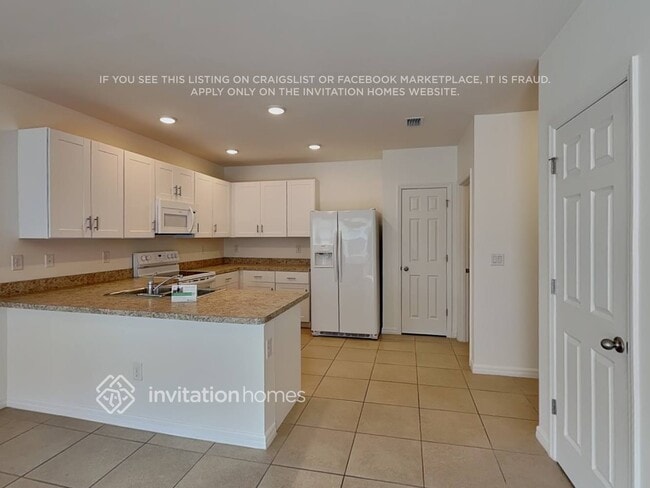 Photo - 7521 W Lenox Cir