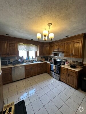 Building Photo - 266 Market St Rental