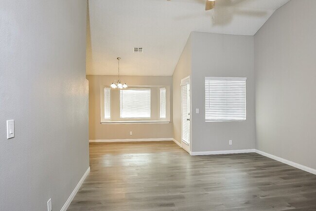Photo - 3316 Sturbridge Cir
