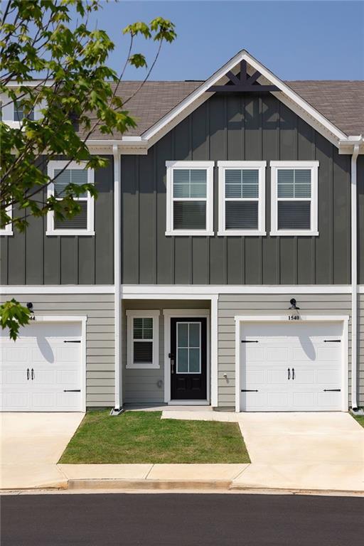 Building Photo - 622 Shallowford Rd