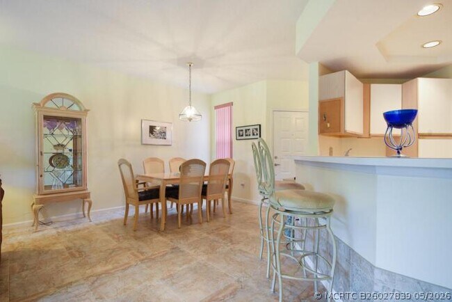 101 Muirfield Ct Unit 101-f
