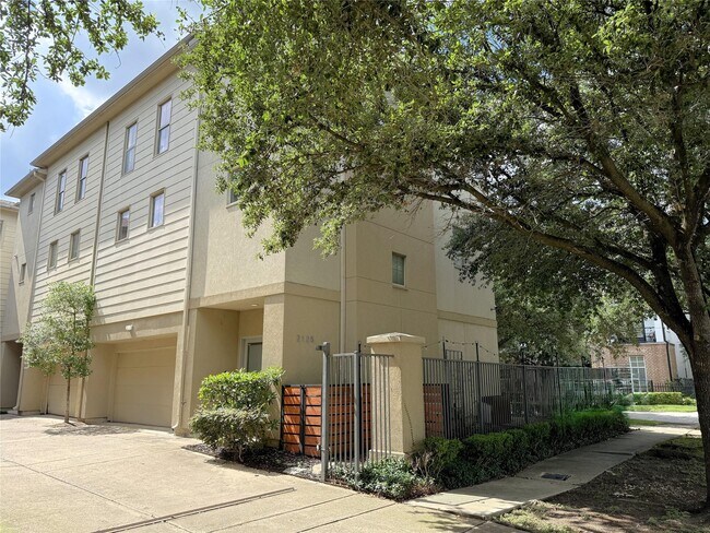 Photo - 2125 Roy St Rental