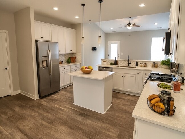 Photo - Charming 4 beds 3 baths in Powell!