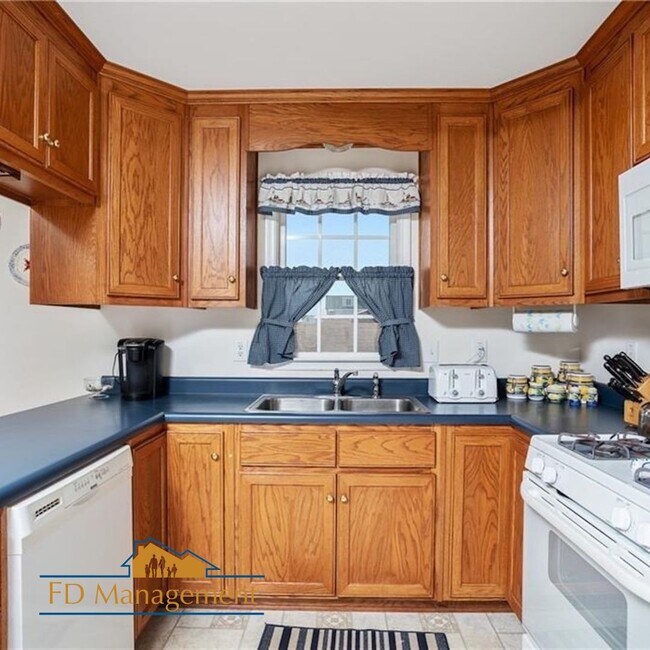 3 br Close to buckroe on the water. House House Rental in Hampton, VA