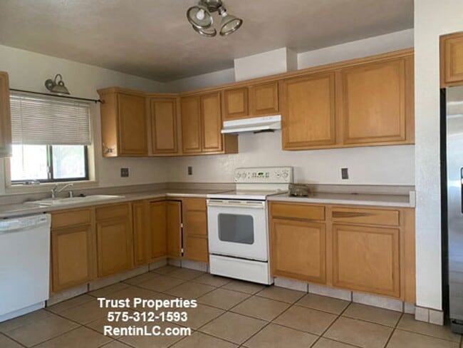 Photo - Larger Pet Friendly home