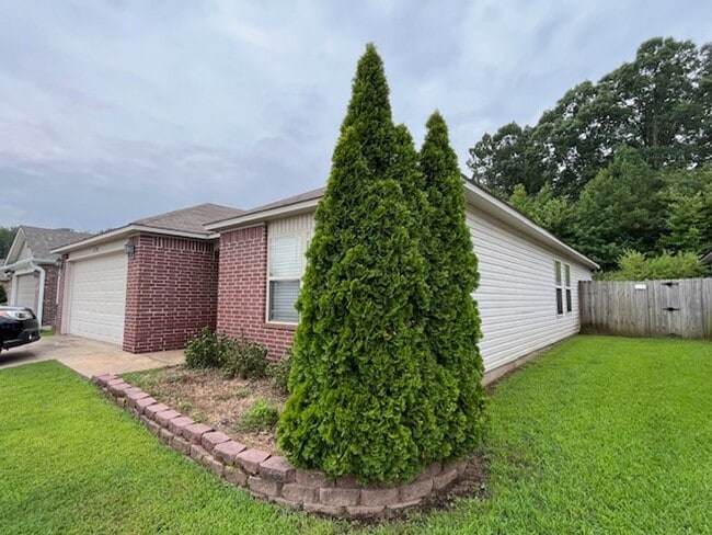 Photo - 2720 Brighton Pl