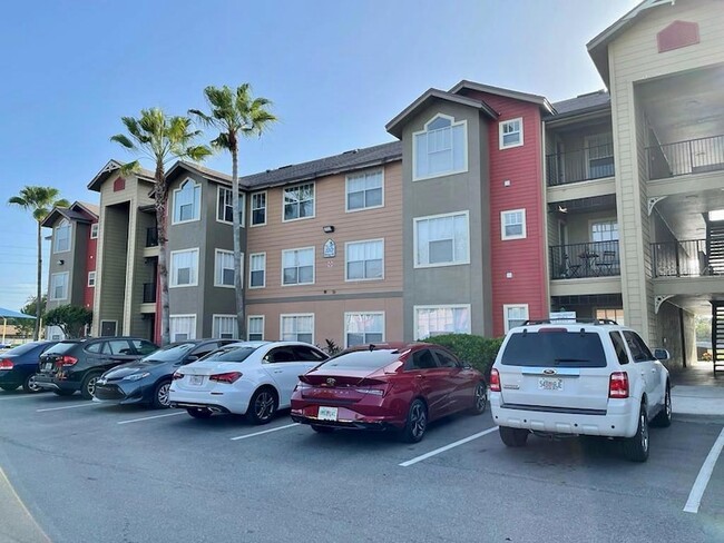 Building Photo - 2212 Grand Cayman Ct Unit 1633 Rental