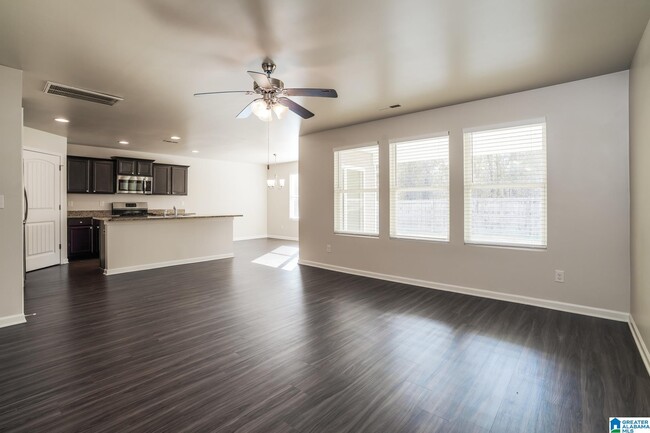 Photo - 4691 Woodford Cir