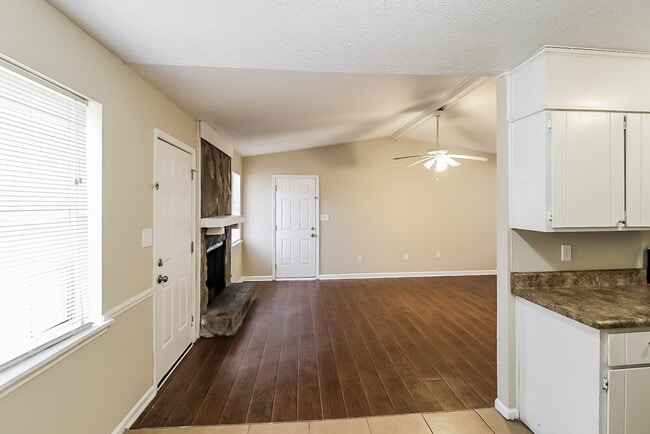 Photo - 119 Richard Way