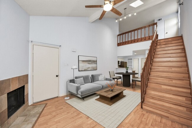 Building Photo - 2425 Holly Hall St Unit C54