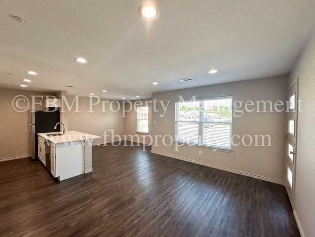 Photo - Hidden Creek, Unit 512 - 2 Bedroom, 2 Bathroom Beautiful Apartment Home in Ennis, TX! $500 OFF at... Unit 512