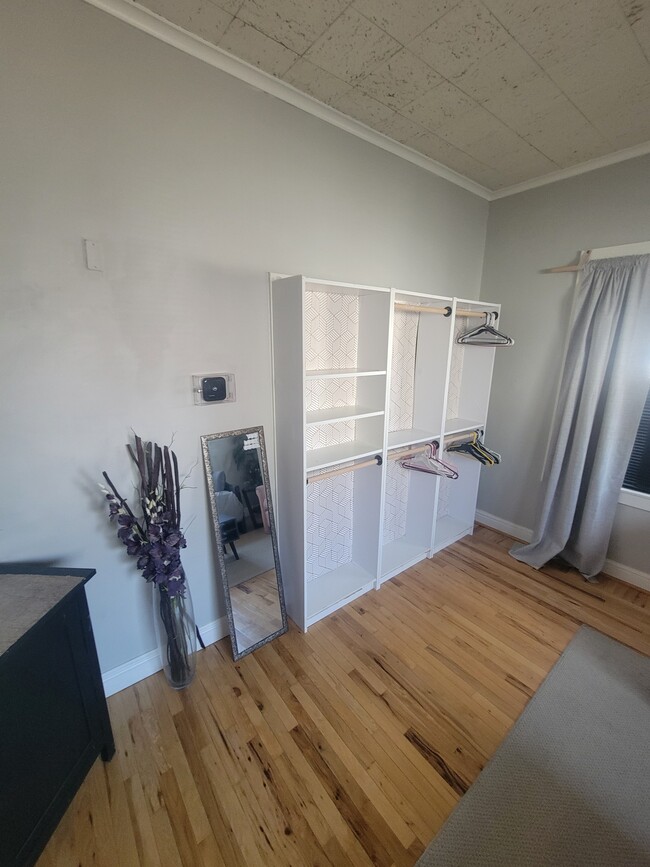 Photo - 7012 Plainfield Rd Unit Studio 1- Ground