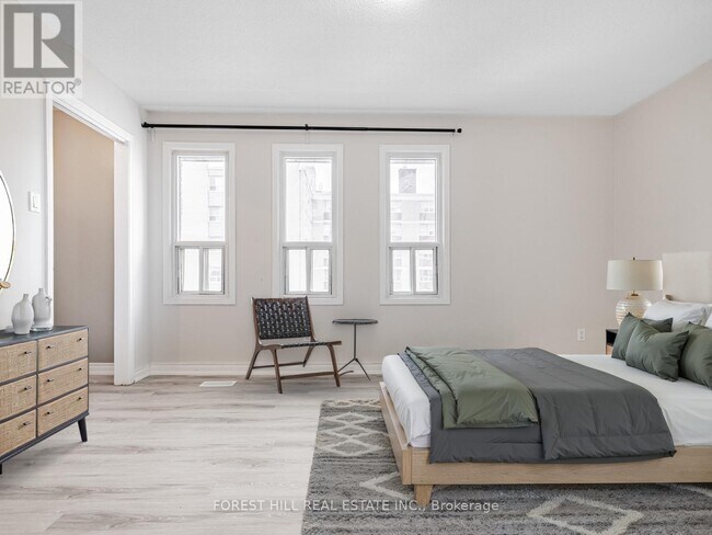 Photo - 16 Rexdale Blvd