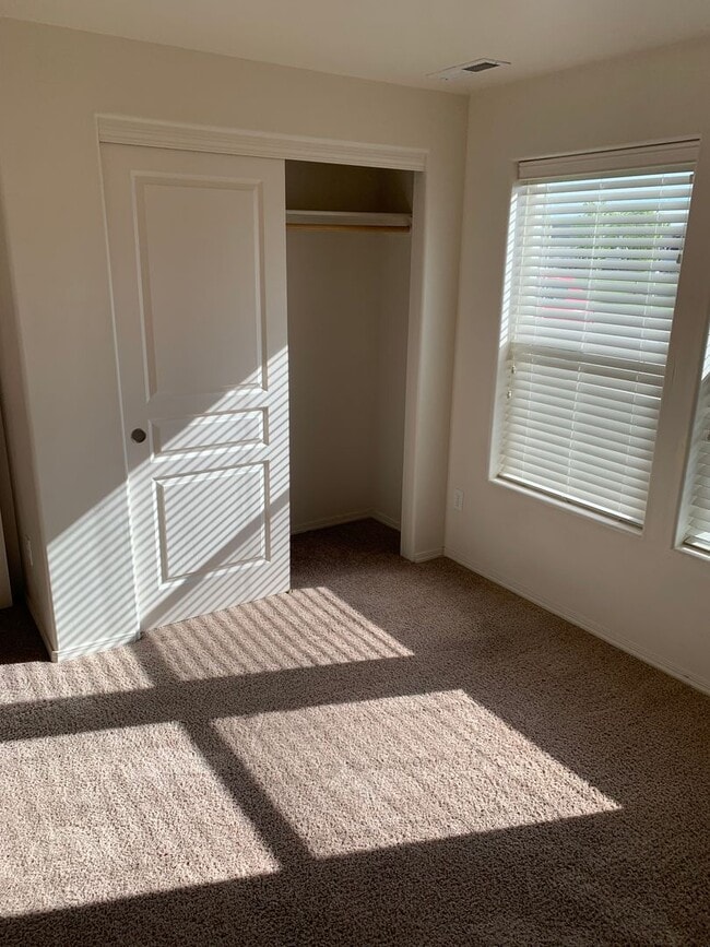 Photo - Newer single family home in Nampa!!!