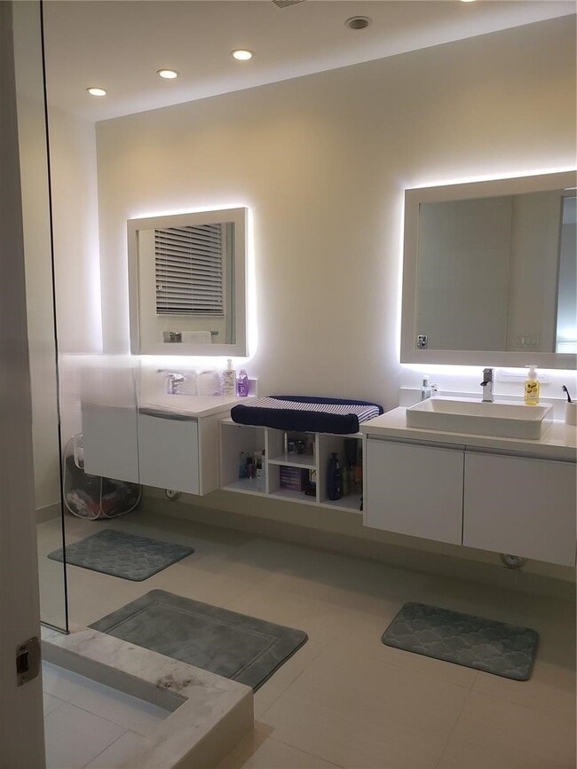 Photo - 6307 NW 104th Path