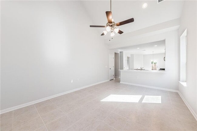 Photo - 708 Durness Dr