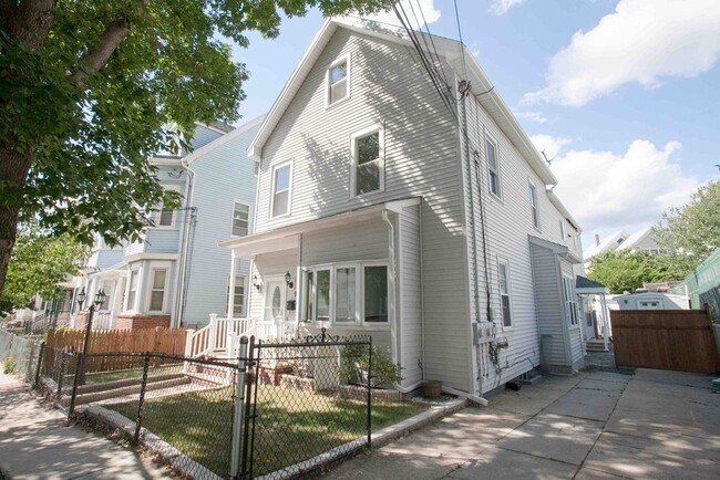 Photo - 9 Concord Ave Condo Unit 1