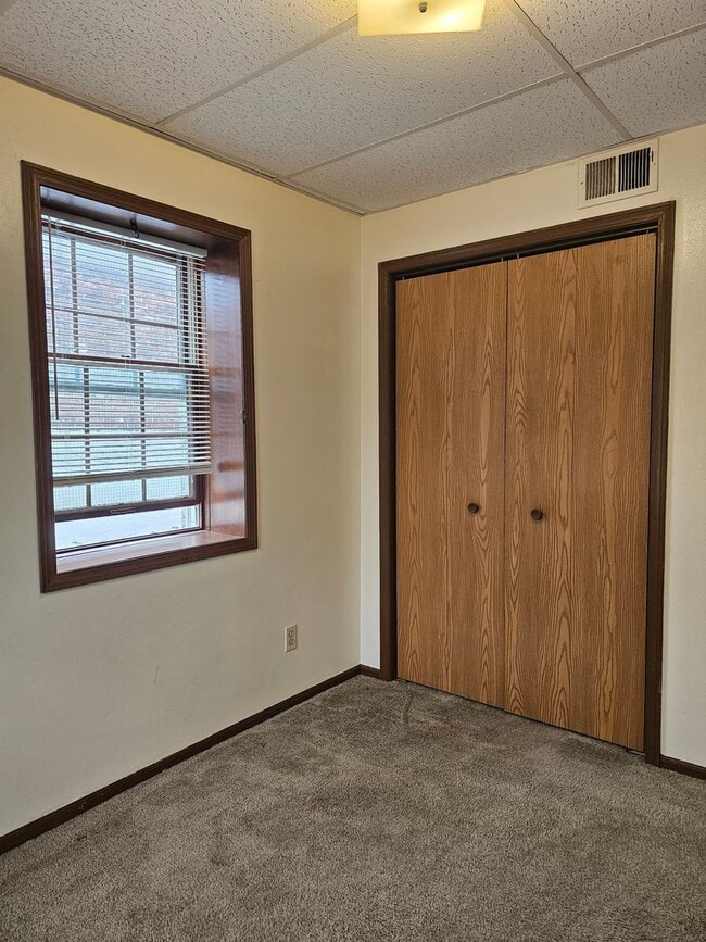 Photo - One Bedroom Apartment Downtown Unit 5