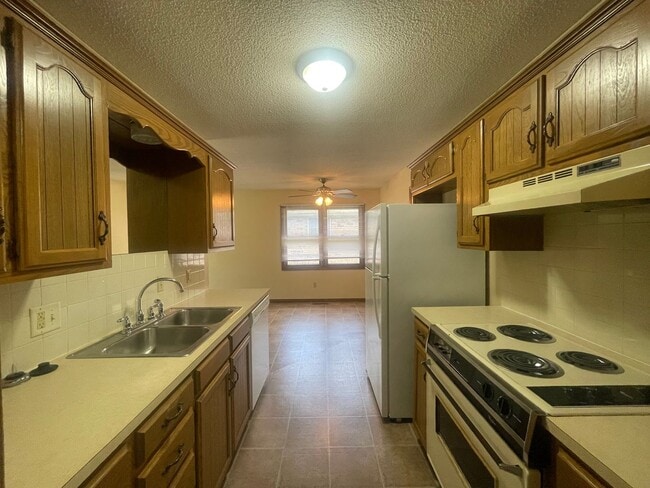 249 S Monte Vista Ave