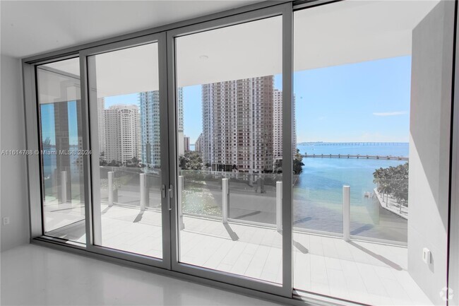 Building Photo - 300 Biscayne Blvd Way Unit 1003 Rental