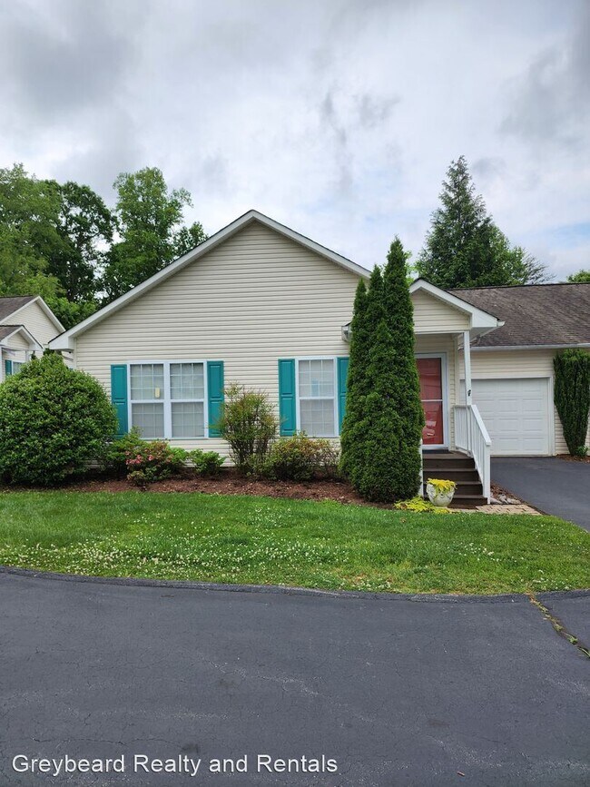 Photo - 2 br, 2 bath House - 3B Bent Grass Court