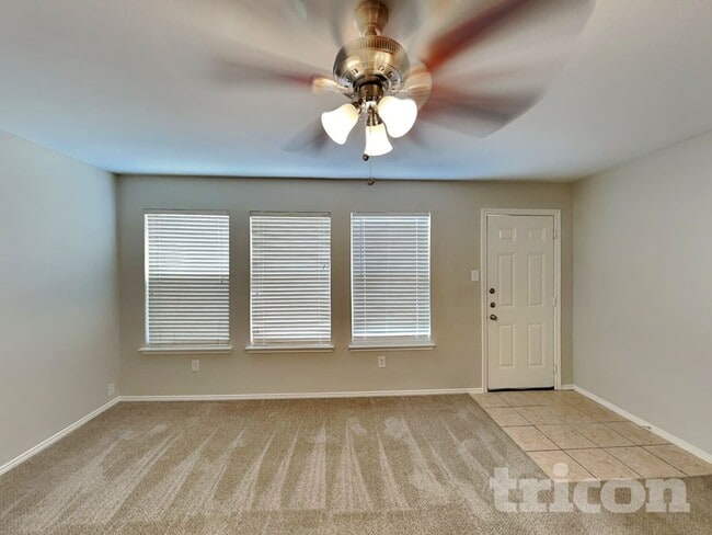 Photo - 2338 Manchester Ln