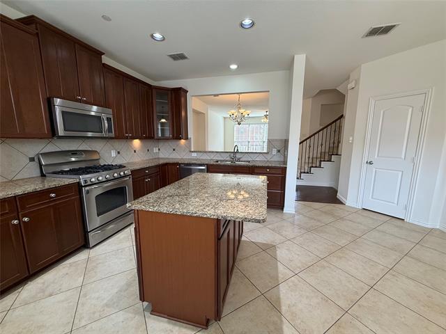 Photo - 7818 Liverpool Ln