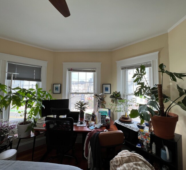 Photo - 330 Beacon St Unit 2